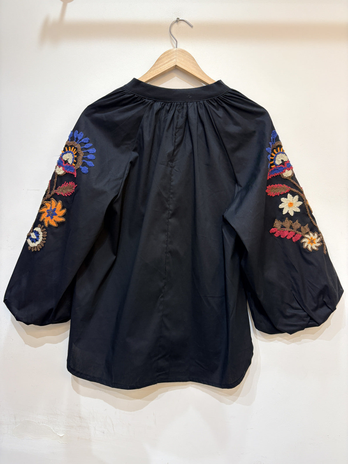 Geborduurde blouse | Zwart