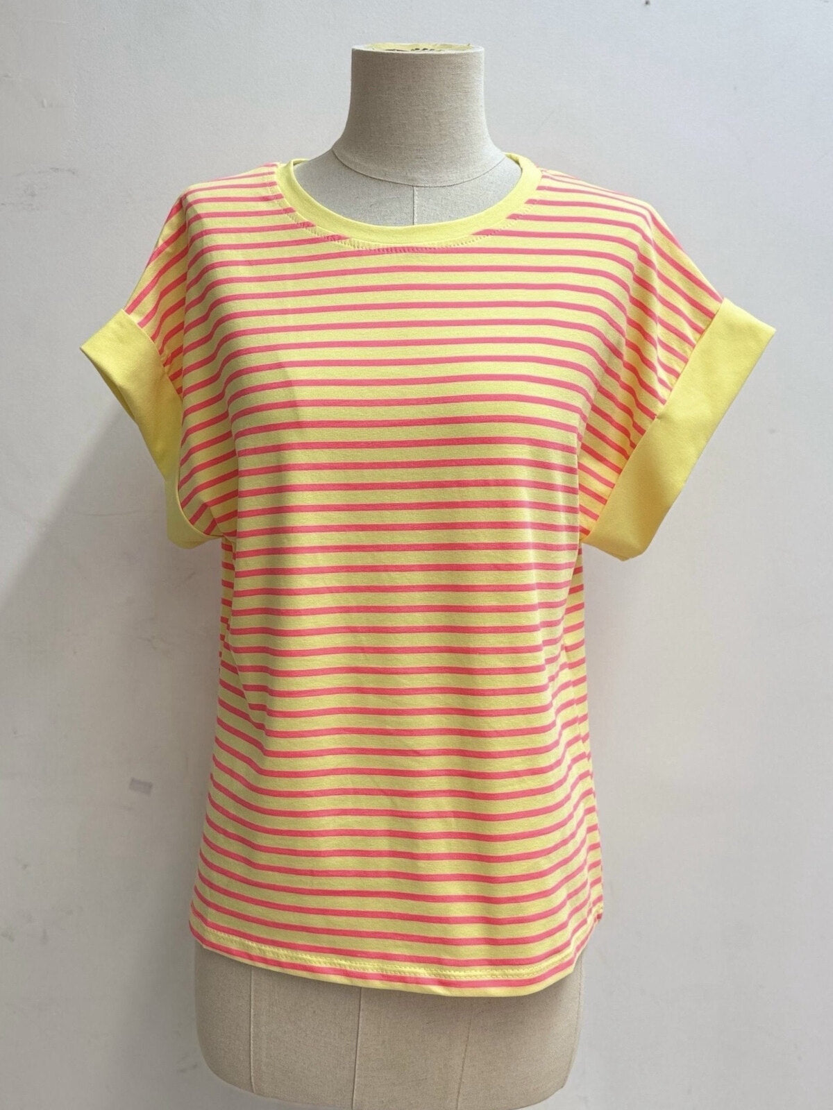 T-shirt | Geel