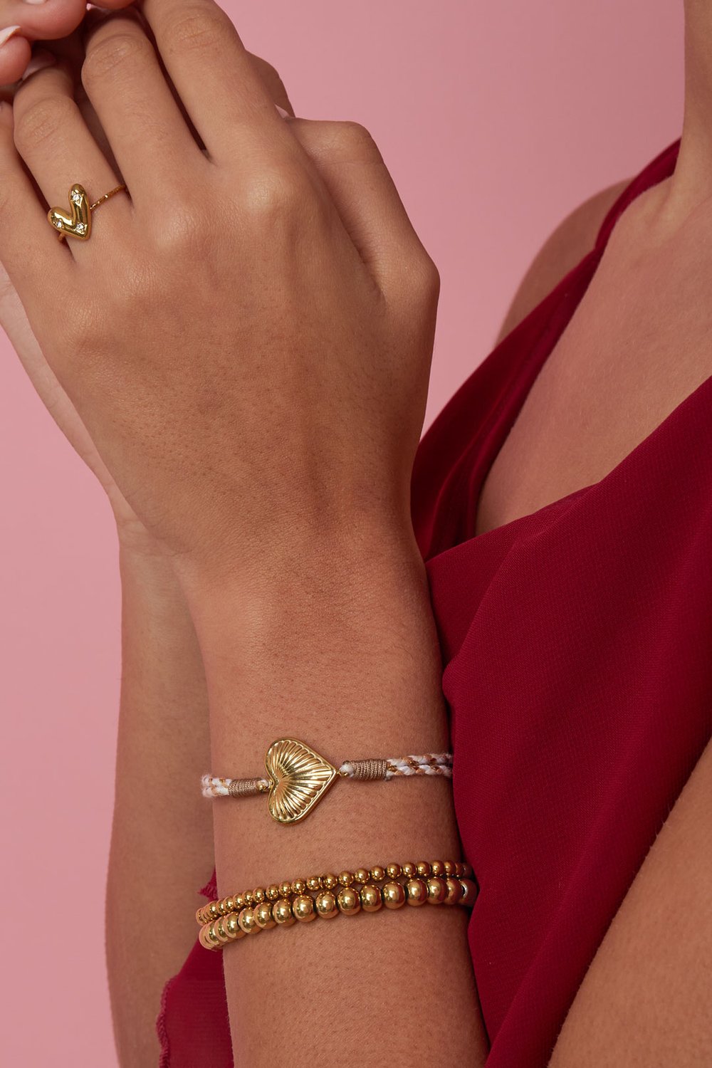Armband met touw bedeltje hartje