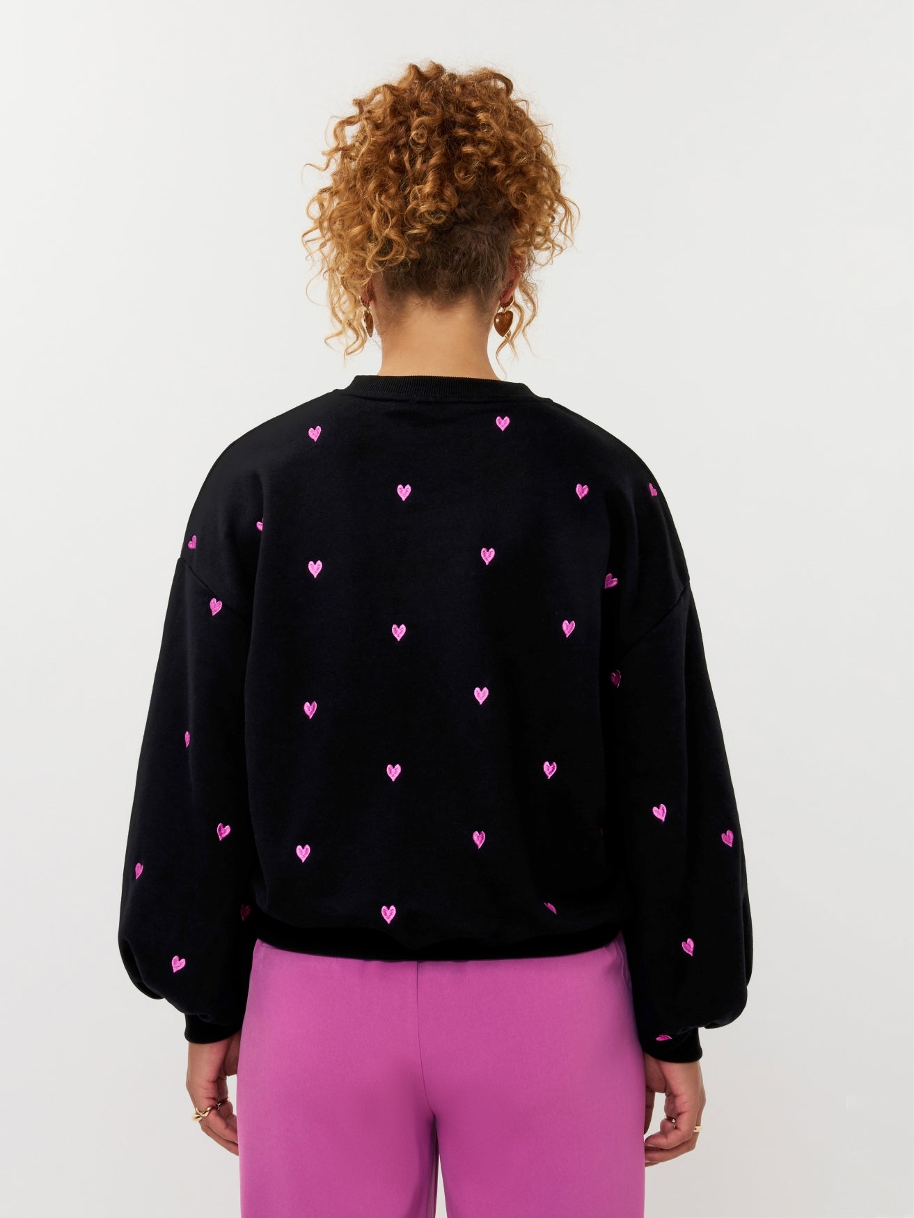 Ydence | Sweater Hearts Black