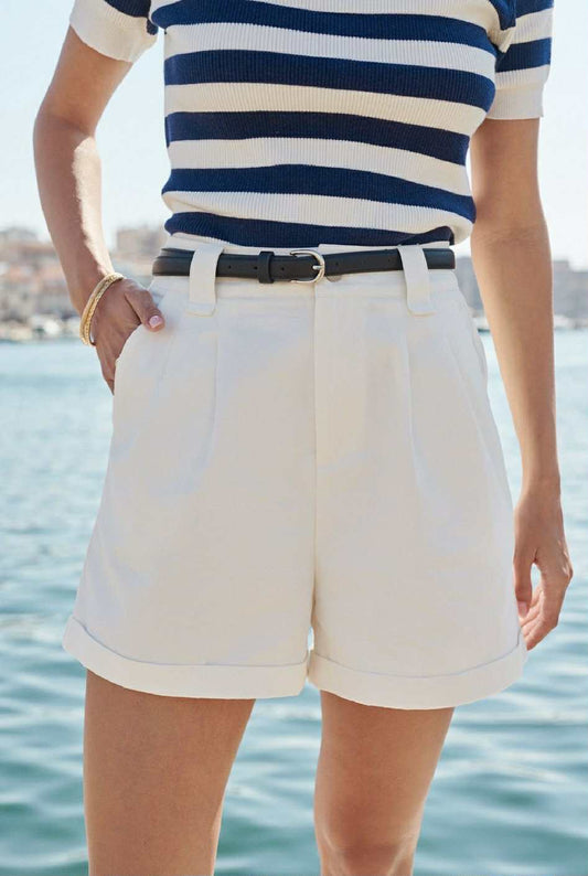 Short | Wit