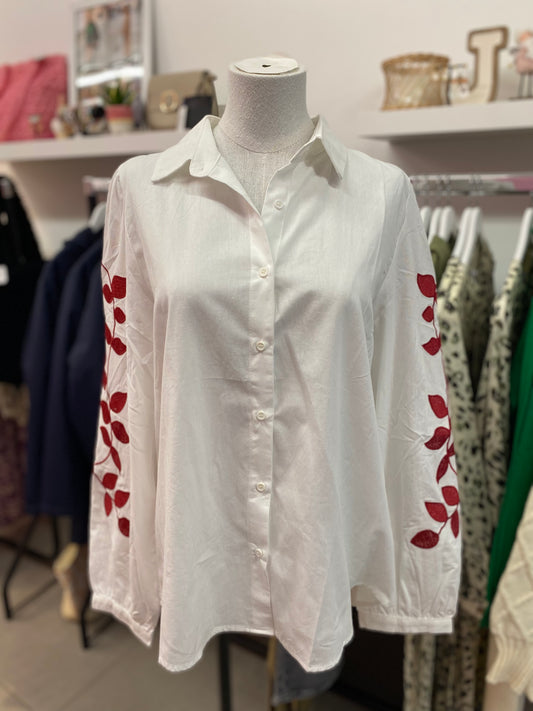 Witte blouse met bloemen detail