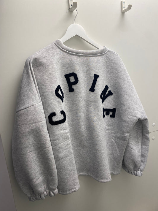 Copine sweater | zwarte letters