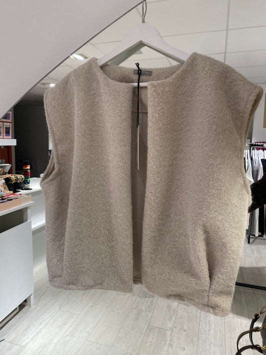 Vest | beige