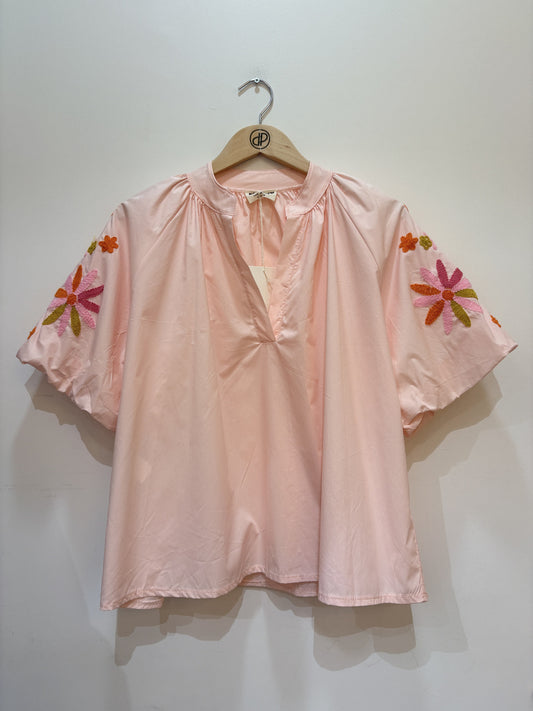 Geborduurd blouse met korte pofmouwen | Licht roos