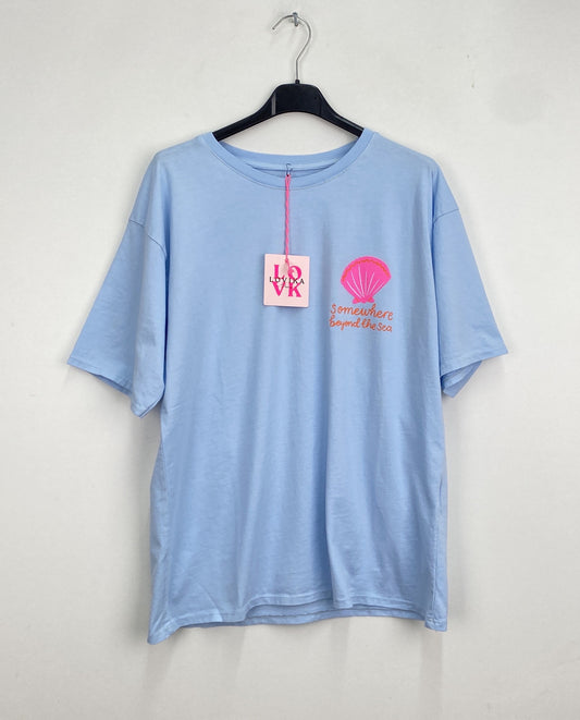 T-shirt Somewhere beyond the sea